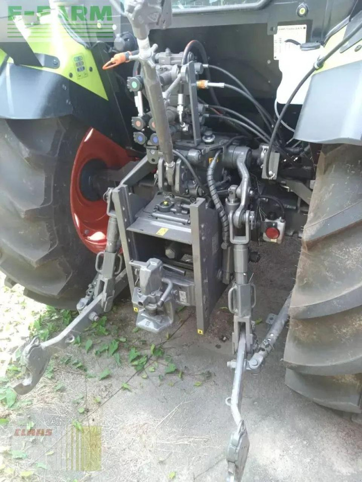 CLAAS elios 210 - Traktor: das Bild 4 CLAAS elios 210 - Traktor: das Bild 4