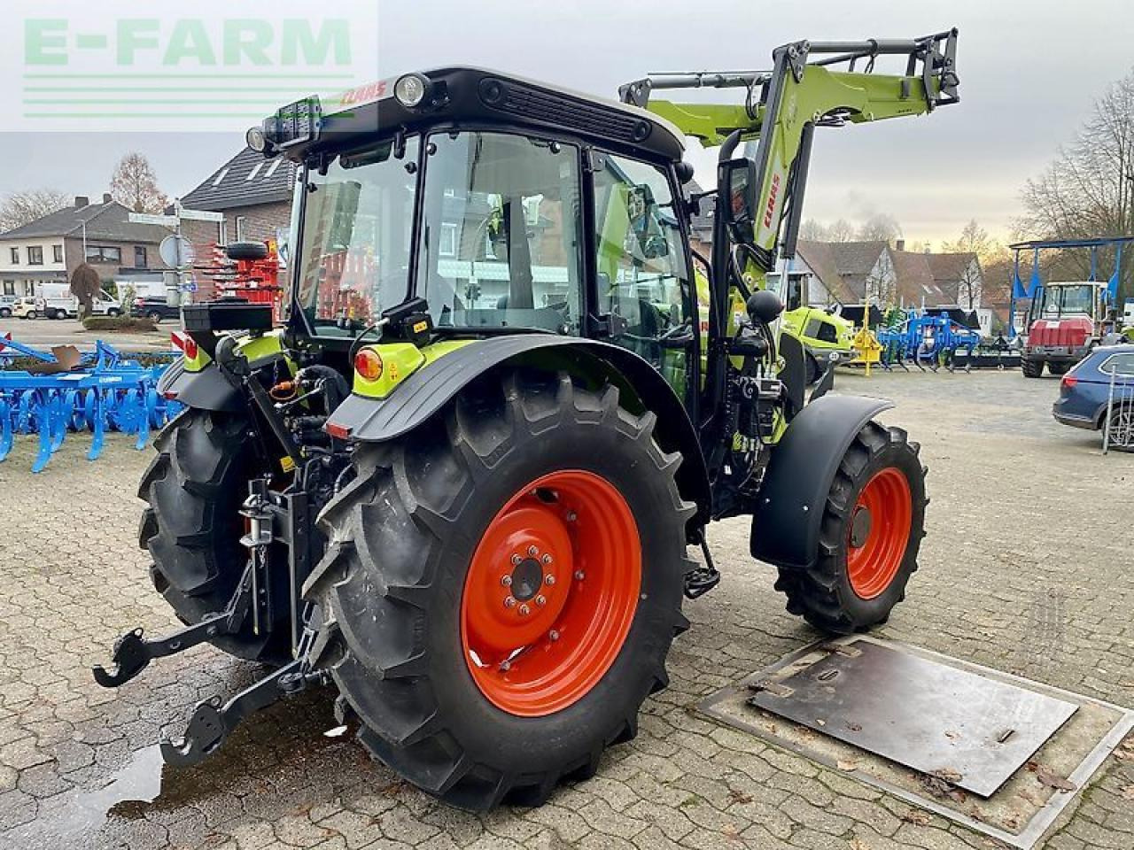 CLAAS elios 210, frontlader, frontscheibe ausstellbar - Traktor: das Bild 4 CLAAS elios 210, frontlader, frontscheibe ausstellbar - Traktor: das Bild 4