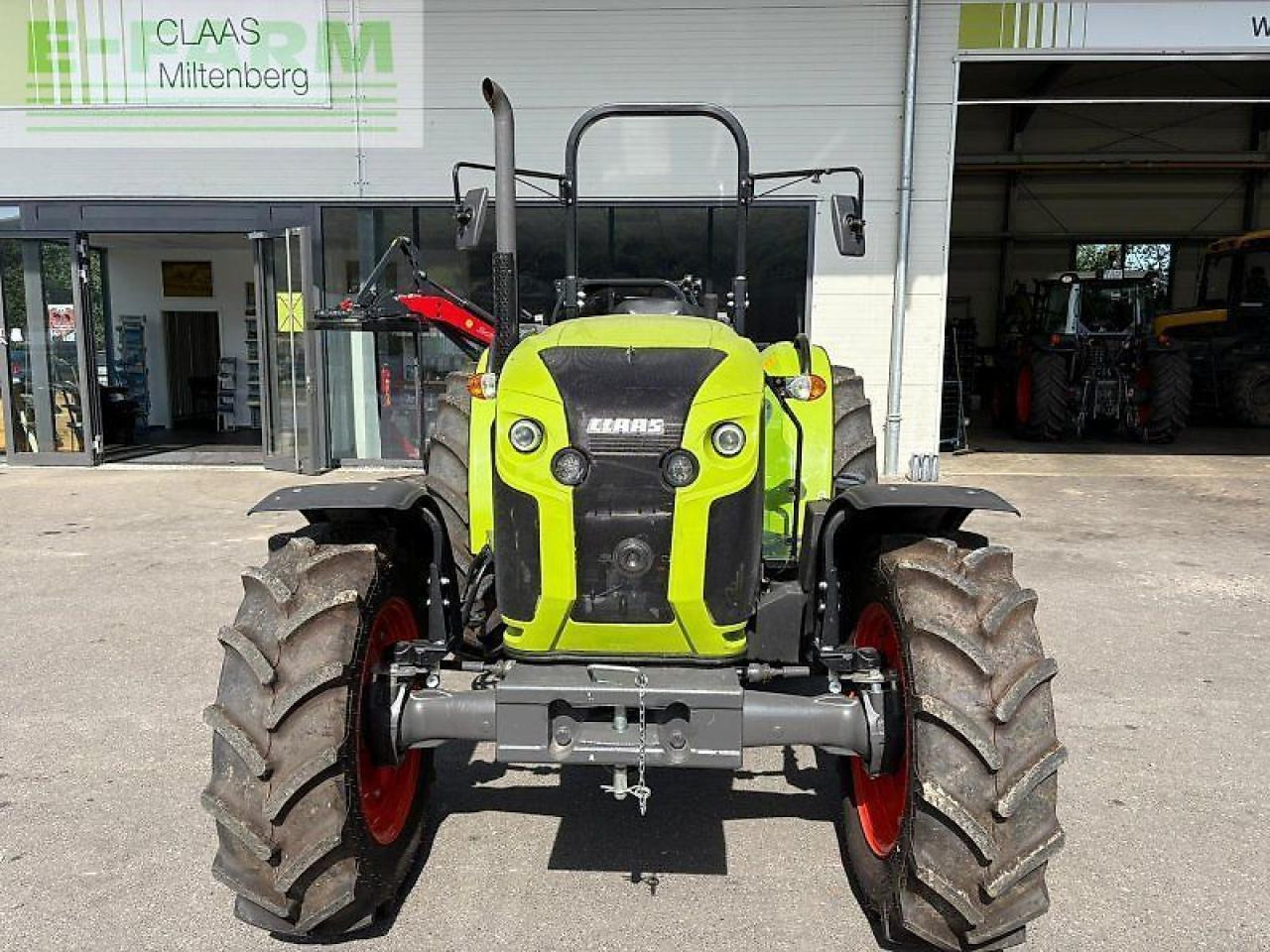 CLAAS elios 210 plattform - Traktor: das Bild 2 CLAAS elios 210 plattform - Traktor: das Bild 2