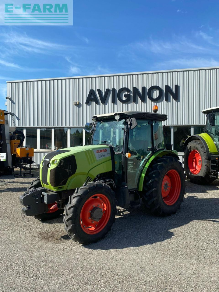 CLAAS elios 220 cabine - Traktor: das Bild 1 CLAAS elios 220 cabine - Traktor: das Bild 1