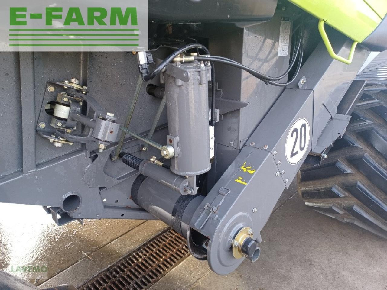 CLAAS lexion 670 tt terratrac v 900 - Mähdrescher: das Bild 4 CLAAS lexion 670 tt terratrac v 900 - Mähdrescher: das Bild 4