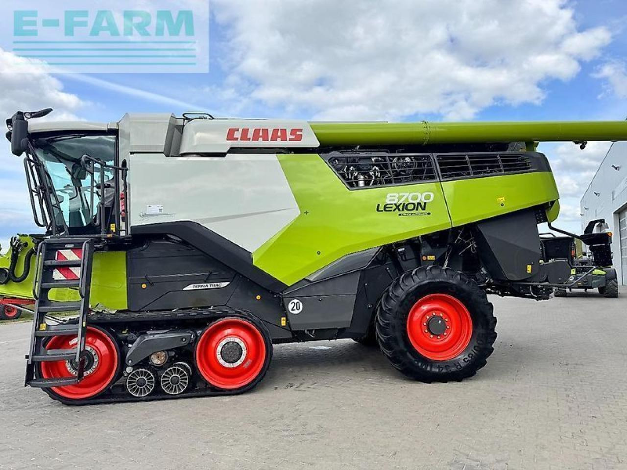 CLAAS lexion 8700tt - Mähdrescher: das Bild 2 CLAAS lexion 8700tt - Mähdrescher: das Bild 2