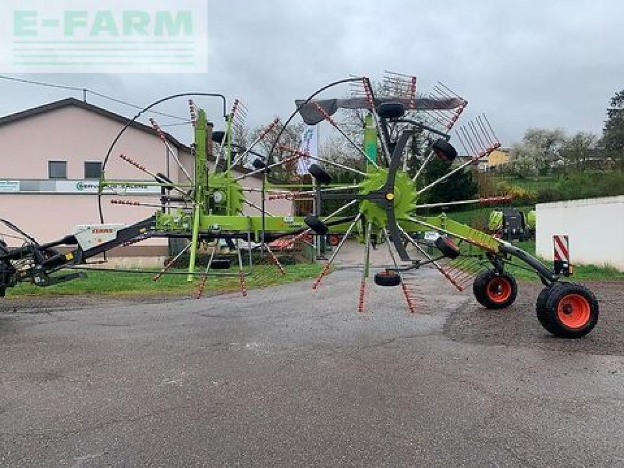 CLAAS liner 1900 neuwertiger seitenschwader - Heuwender/ Wenderechen: das Bild 5 CLAAS liner 1900 neuwertiger seitenschwader - Heuwender/ Wenderechen: das Bild 5