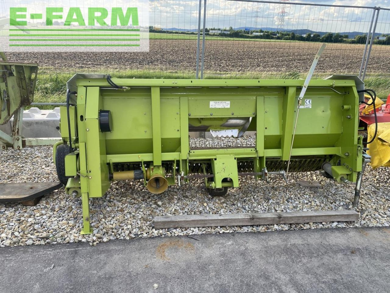 CLAAS pu 300 hd - Ernteforsatz für Häcksler: das Bild 2 CLAAS pu 300 hd - Ernteforsatz für Häcksler: das Bild 2