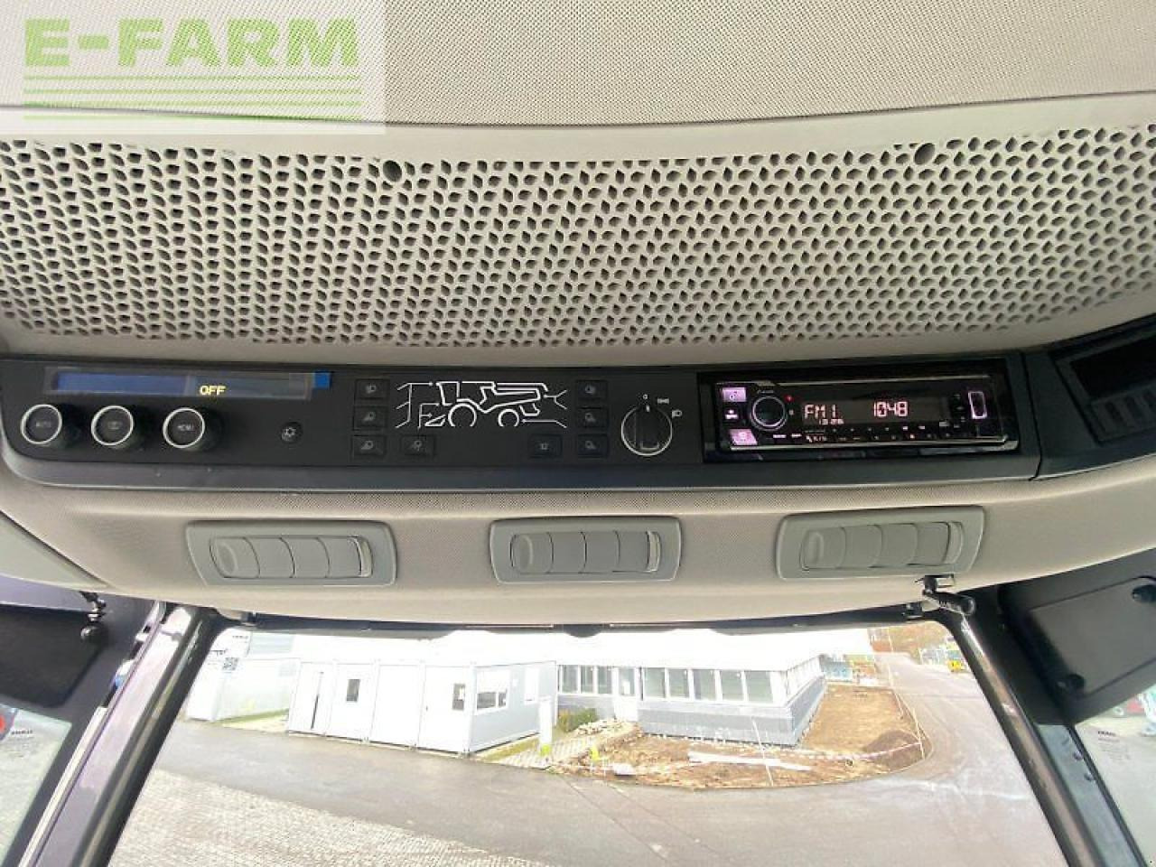 Mähdrescher CLAAS trion 530 mit vario 680: das Bild 13