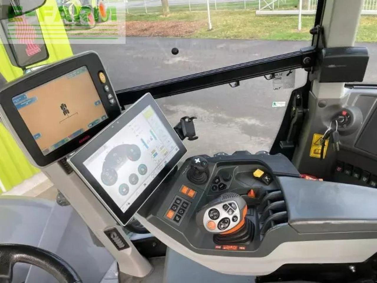Traktor CLAAS xerion 4200 trac vc TRAC VC: das Bild 11