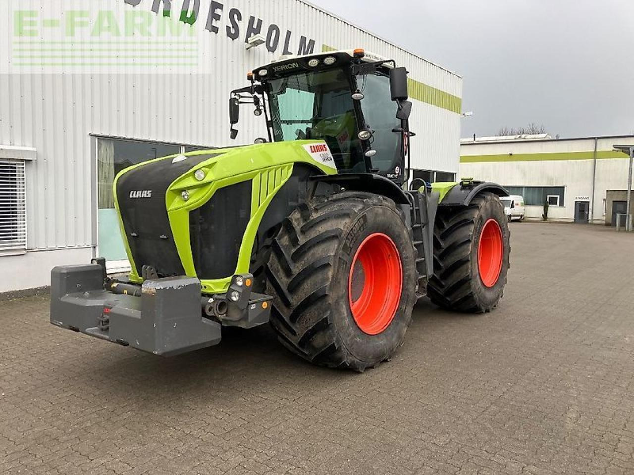 CLAAS xerion 5000 trac vc TRAC VC - Traktor: das Bild 4 CLAAS xerion 5000 trac vc TRAC VC - Traktor: das Bild 4