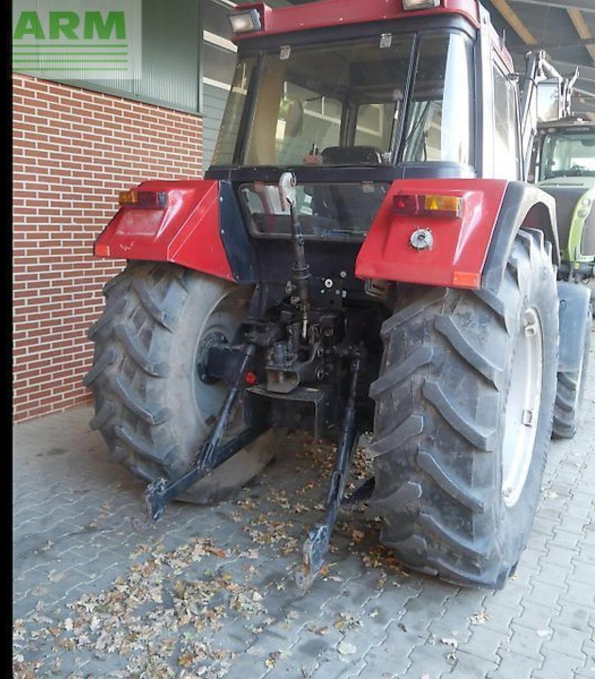Case-IH 844 xl+ - Traktor: das Bild 4 Case-IH 844 xl+ - Traktor: das Bild 4