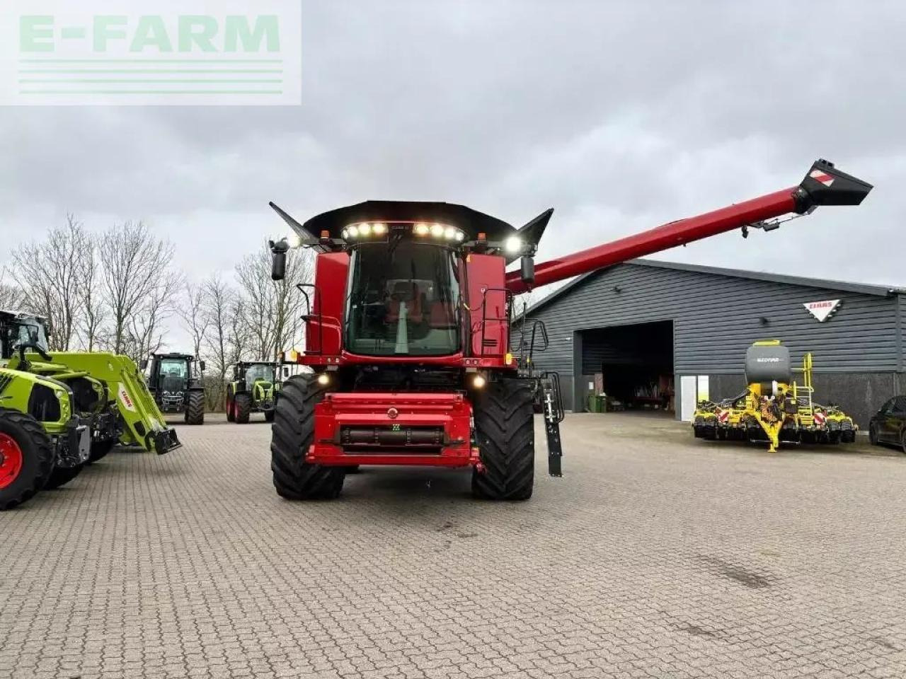 Case-IH axial flow 8250 - Mähdrescher: das Bild 2 Case-IH axial flow 8250 - Mähdrescher: das Bild 2
