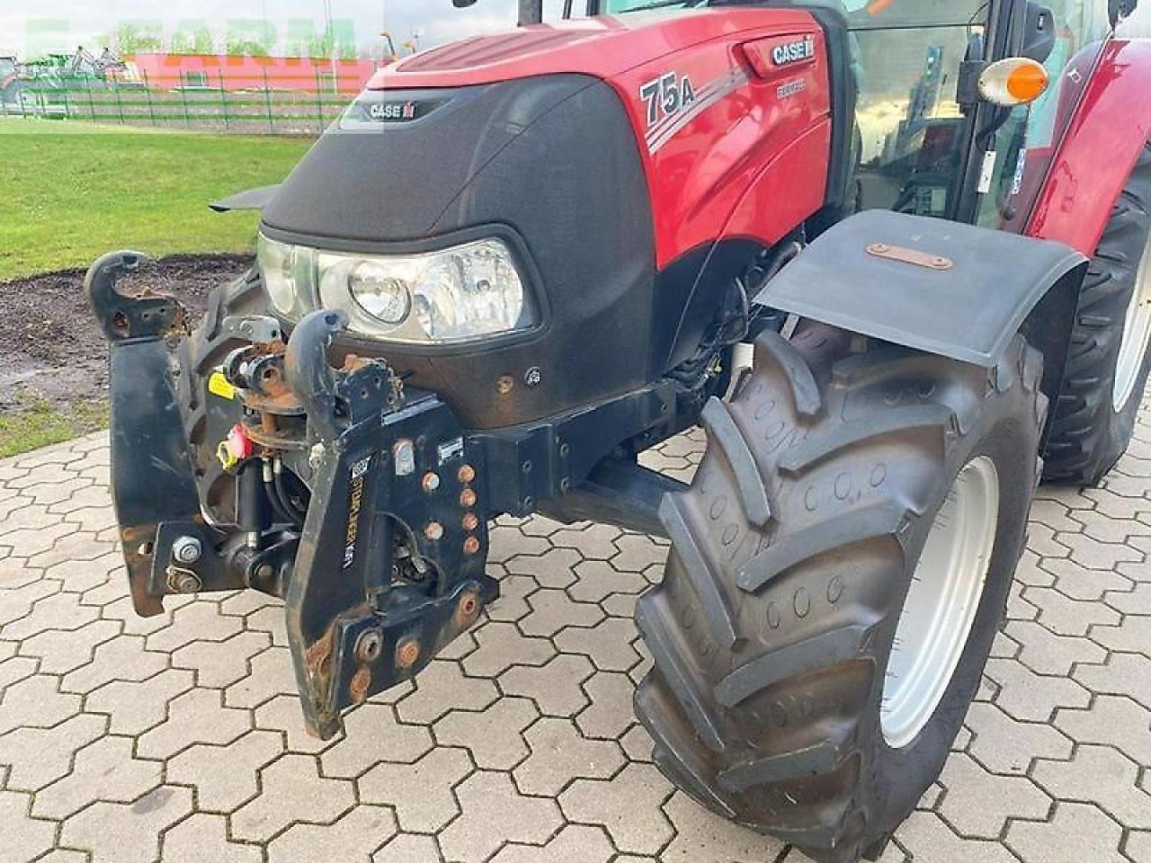 Case-IH farmall 75a - Traktor: das Bild 2 Case-IH farmall 75a - Traktor: das Bild 2