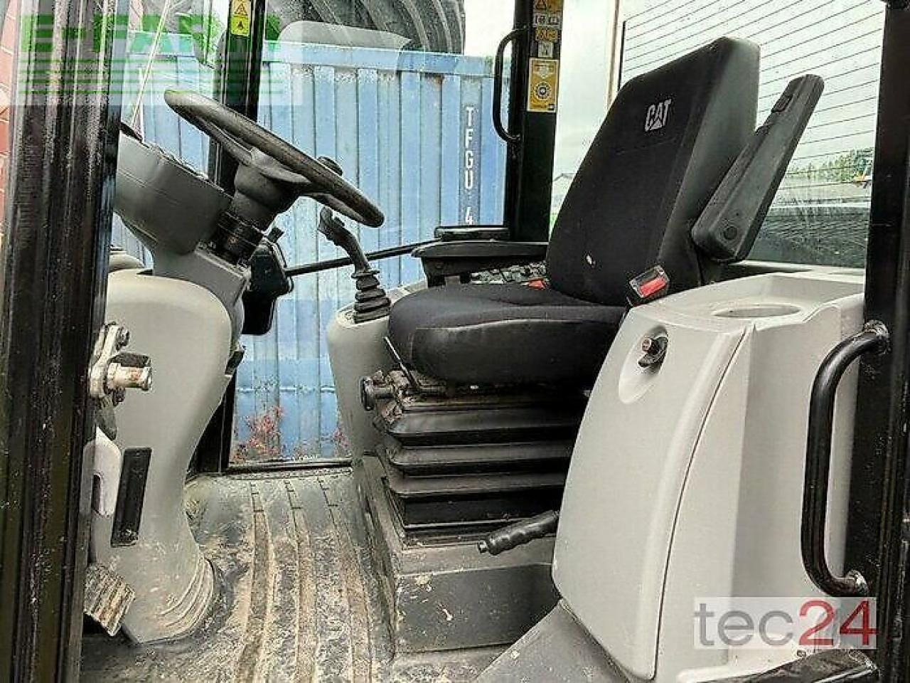 Caterpillar 906 m - Minibagger: das Bild 2 Caterpillar 906 m - Minibagger: das Bild 2