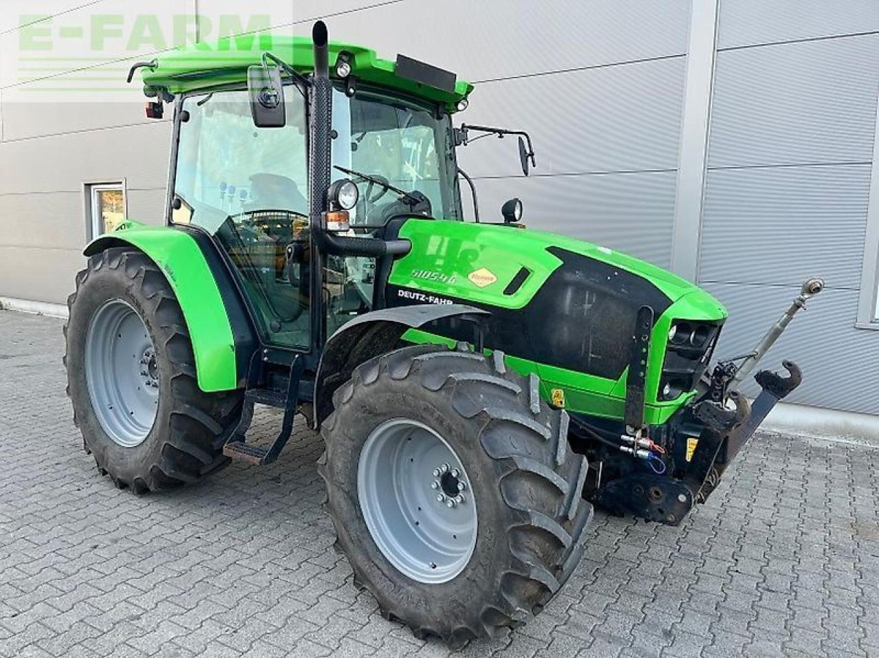 Deutz-Fahr 5105.4 g - Traktor: das Bild 1 Deutz-Fahr 5105.4 g - Traktor: das Bild 1