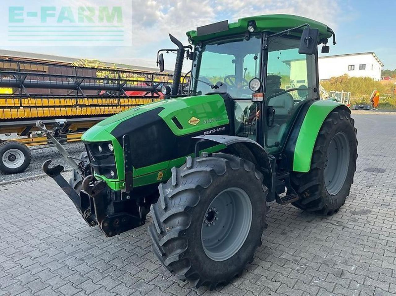 Deutz-Fahr 5105.4 g - Traktor: das Bild 2 Deutz-Fahr 5105.4 g - Traktor: das Bild 2