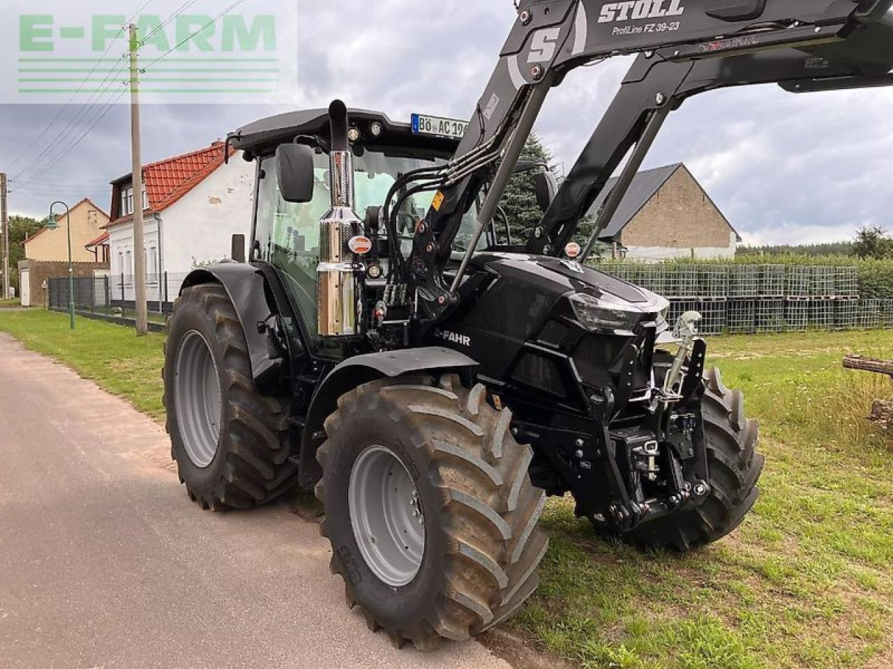 Deutz-Fahr 6135 c ttv mit stoll frontlader TTV - Traktor: das Bild 4 Deutz-Fahr 6135 c ttv mit stoll frontlader TTV - Traktor: das Bild 4