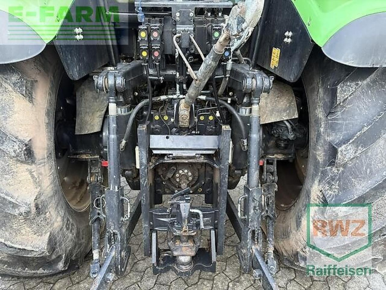 Deutz-Fahr agrotron 6155.4 - Traktor: das Bild 4 Deutz-Fahr agrotron 6155.4 - Traktor: das Bild 4