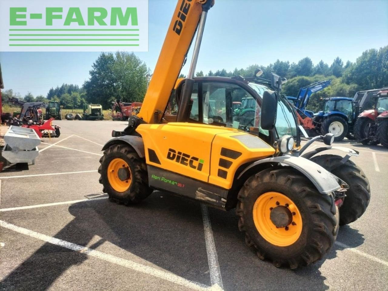 Dieci agrifarmer 30.7 - Teleskoplader: das Bild 3 Dieci agrifarmer 30.7 - Teleskoplader: das Bild 3