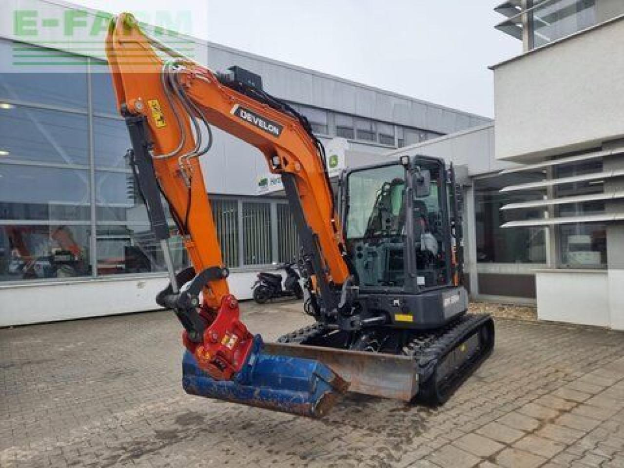 Doosan dx55r-7 - Minibagger: das Bild 1 Doosan dx55r-7 - Minibagger: das Bild 1