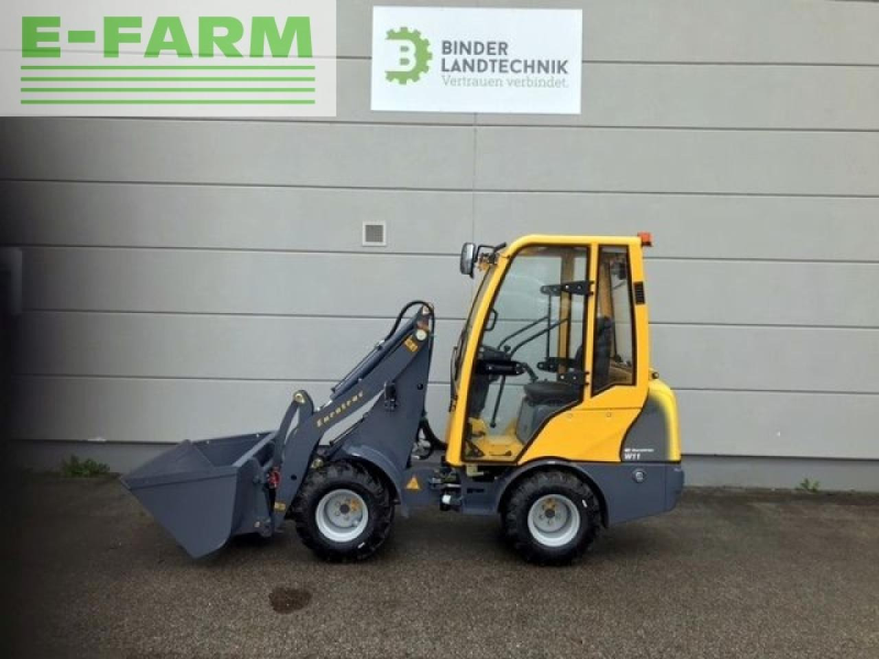 Eurotrac 810 / w11-c hoflader - Minibagger: das Bild 1 Eurotrac 810 / w11-c hoflader - Minibagger: das Bild 1