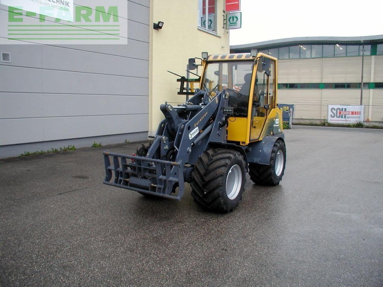 Eurotrac 850 / w13-cf hoflader - Minibagger: das Bild 1 Eurotrac 850 / w13-cf hoflader - Minibagger: das Bild 1