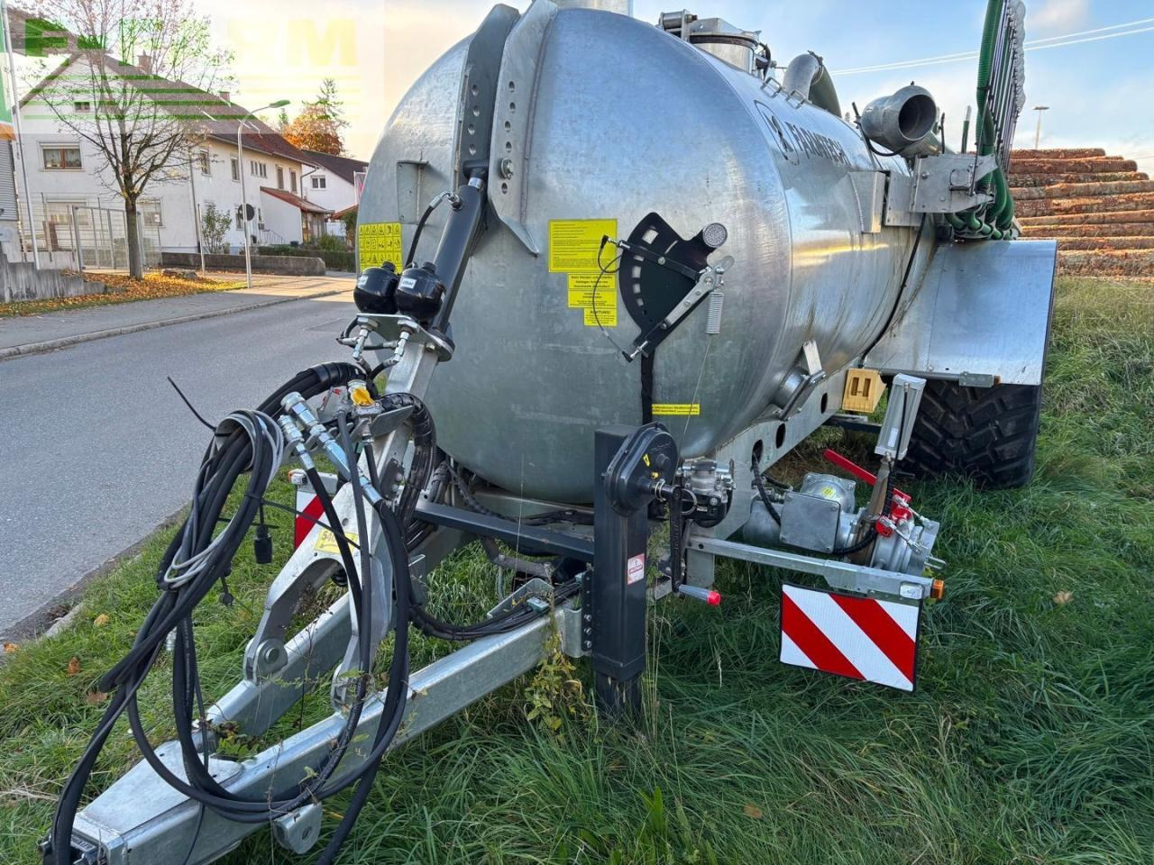 Farmtech Supercis 1000 - Düngetechnik: das Bild 3 Farmtech Supercis 1000 - Düngetechnik: das Bild 3