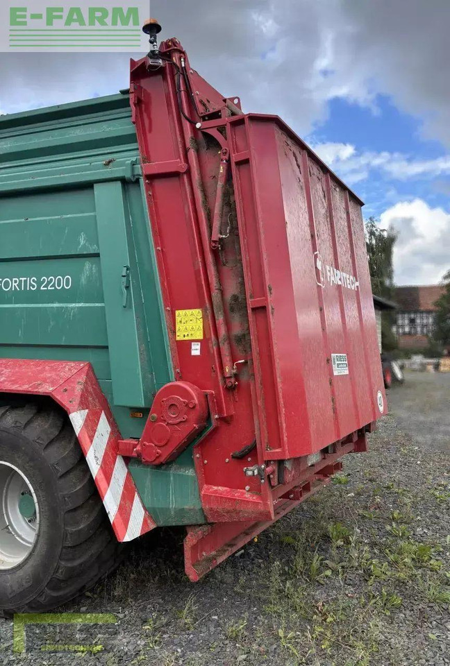 Farmtech fortis 2200 abschiebewagen + streuwerk - Landwirtschaftlicher Kipper: das Bild 3 Farmtech fortis 2200 abschiebewagen + streuwerk - Landwirtschaftlicher Kipper: das Bild 3