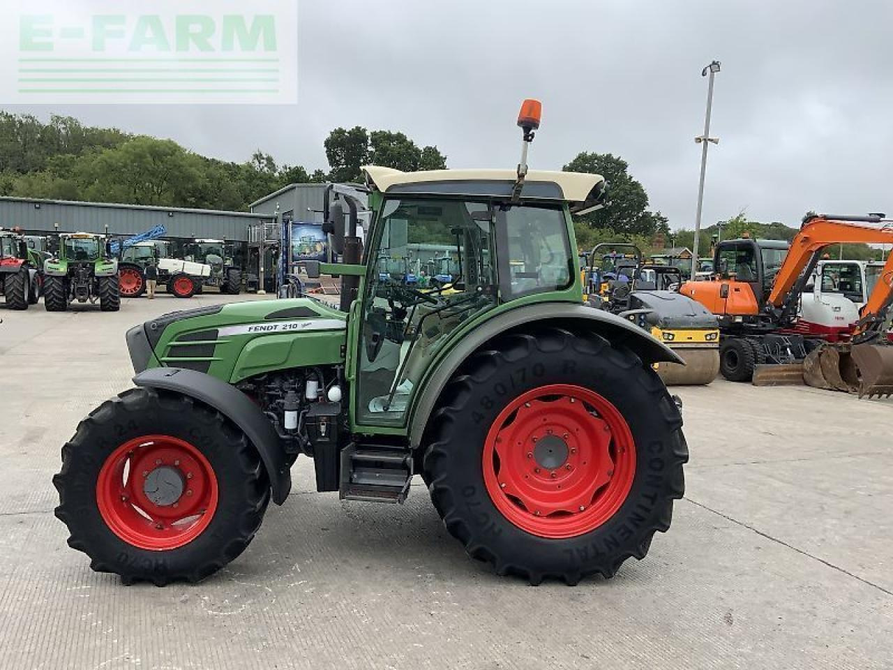 Fendt 210 (st23988) - Traktor: das Bild 5 Fendt 210 (st23988) - Traktor: das Bild 5
