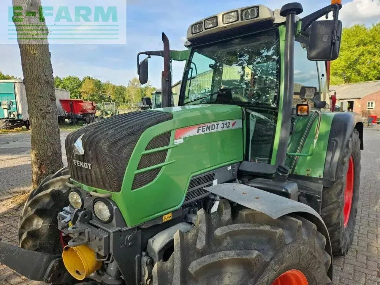 Fendt 312 vario ( 310 311 313 ) - Traktor: das Bild 3 Fendt 312 vario ( 310 311 313 ) - Traktor: das Bild 3