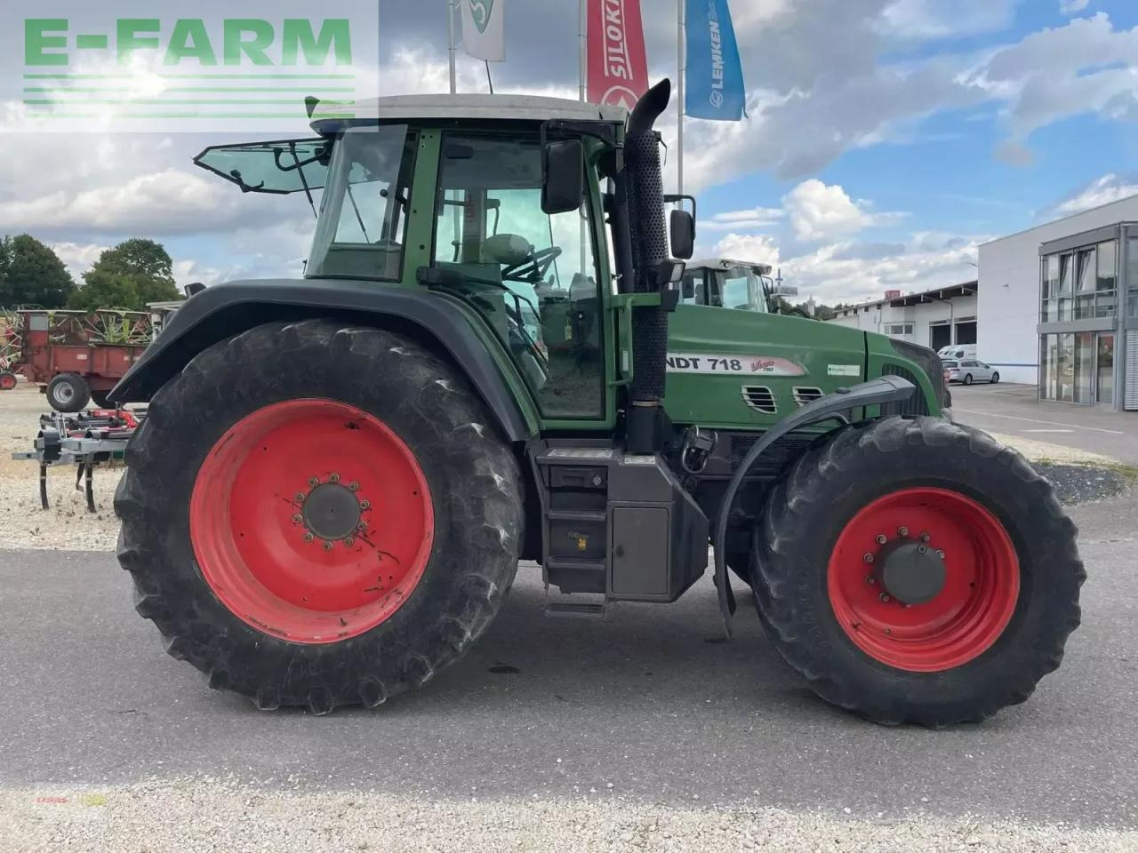 Fendt 718 vario preisreduziert - Traktor: das Bild 4 Fendt 718 vario preisreduziert - Traktor: das Bild 4
