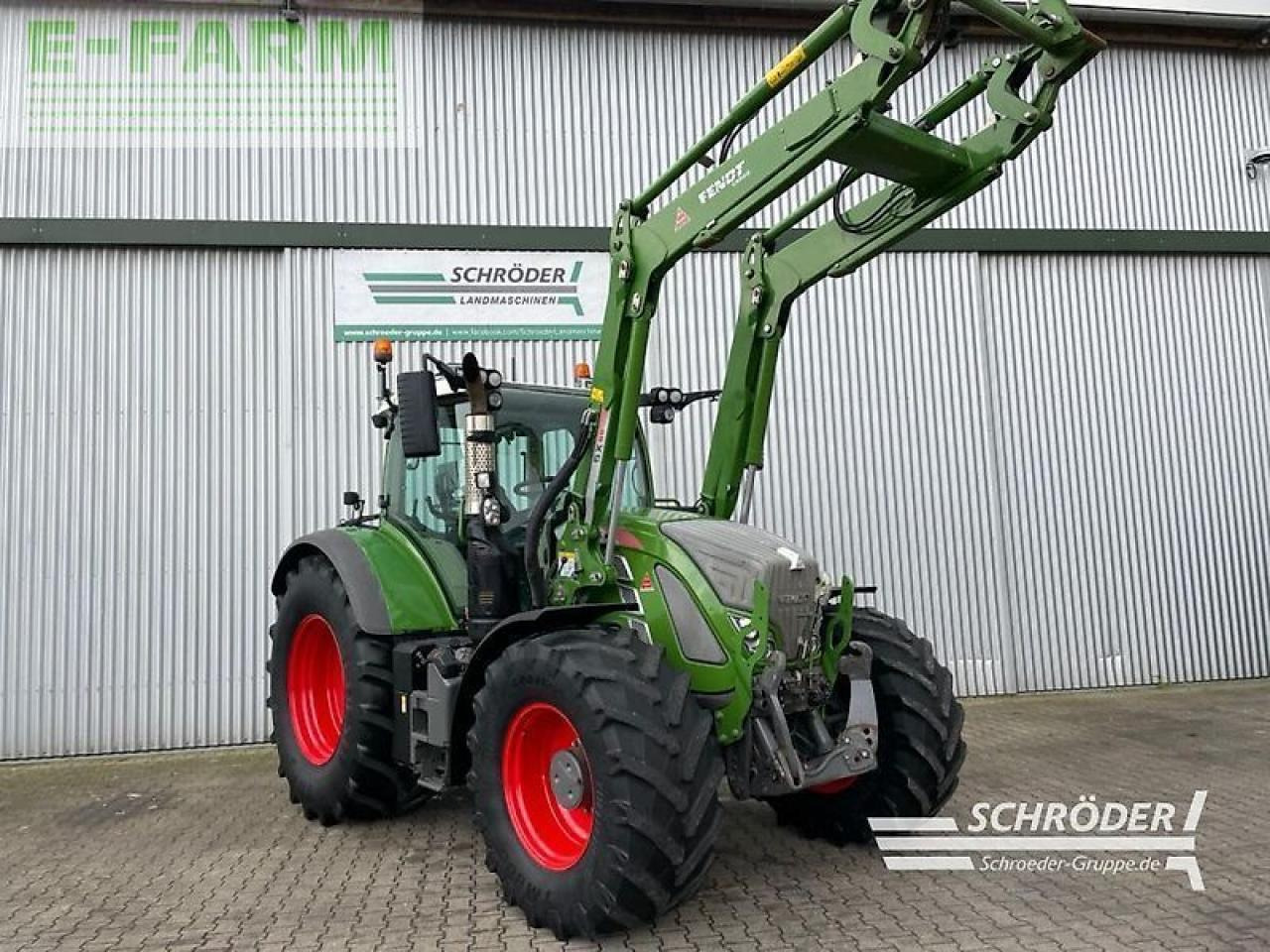 Fendt 718 vario s4 profi plus ProfiPlus - Traktor: das Bild 1 Fendt 718 vario s4 profi plus ProfiPlus - Traktor: das Bild 1