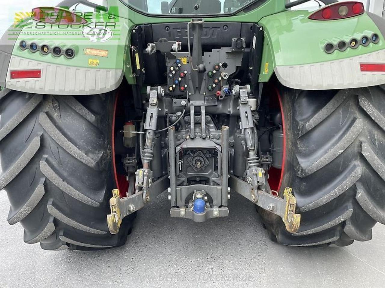 Traktor Fendt 724 profi plus: das Bild 12