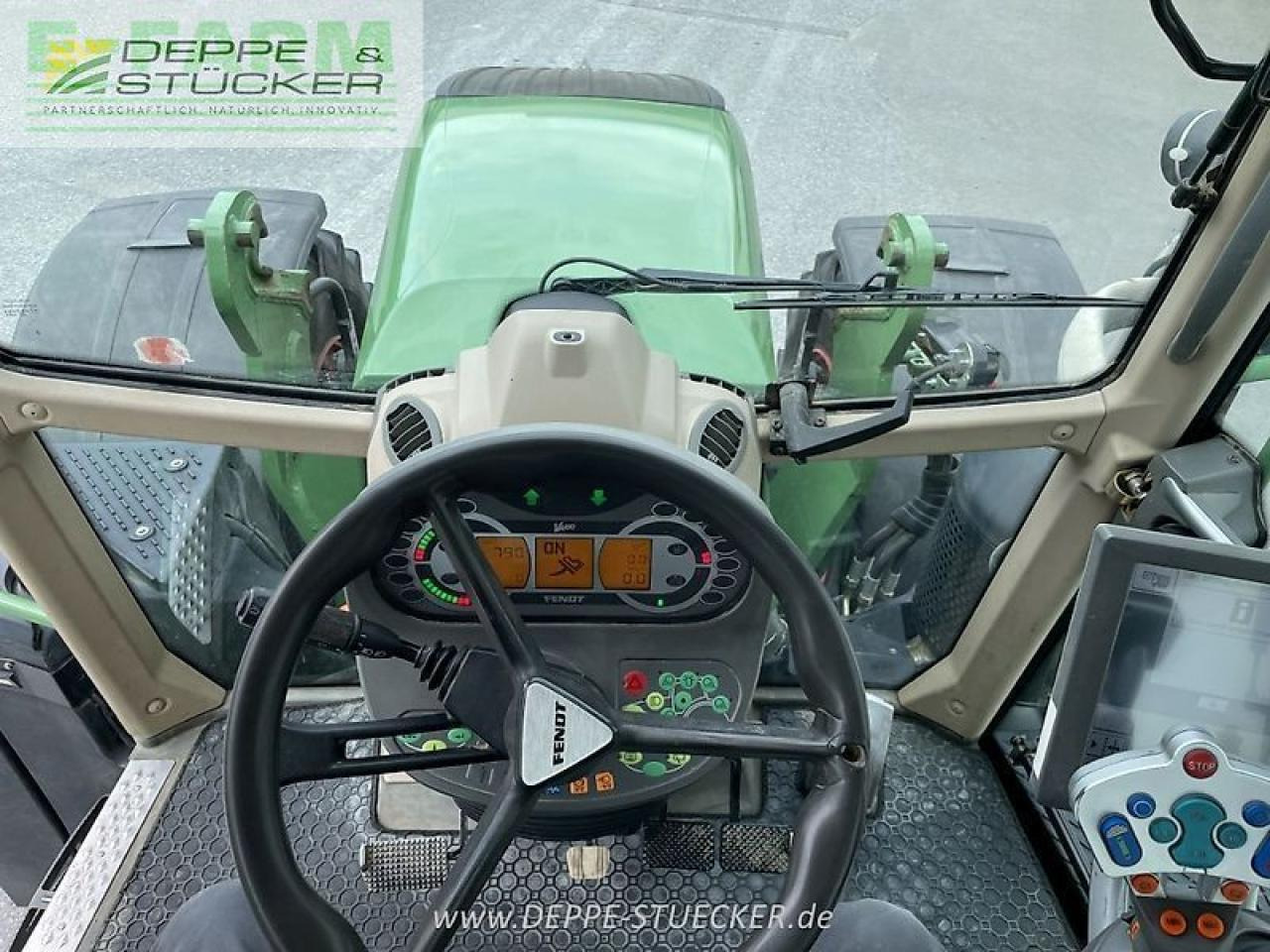 Traktor Fendt 724 profi plus: das Bild 10