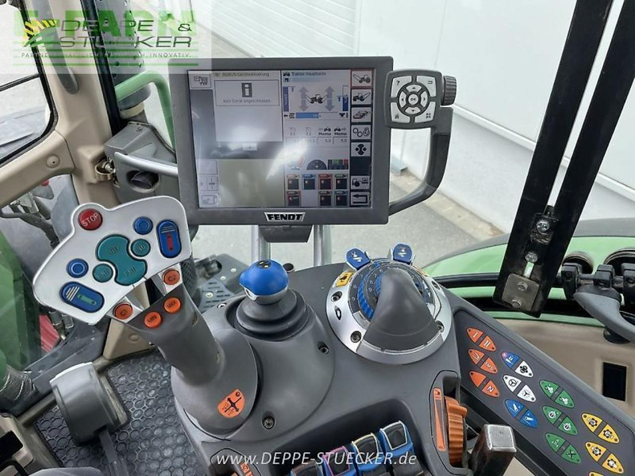 Traktor Fendt 724 profi plus: das Bild 8