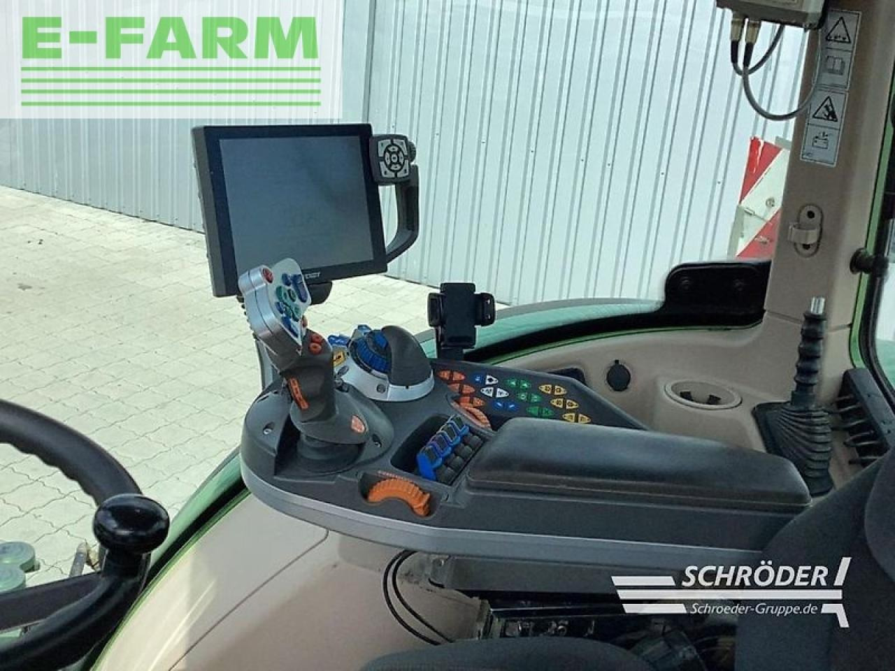 Traktor Fendt 724 s4 profi plus: das Bild 18