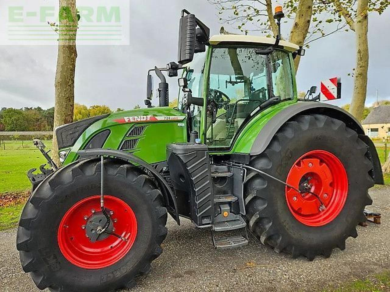 Fendt 724 vario 724 gen6 power plus reifendrucksystem rtk ( 718 720 722 ) - Traktor: das Bild 3 Fendt 724 vario 724 gen6 power plus reifendrucksystem rtk ( 718 720 722 ) - Traktor: das Bild 3