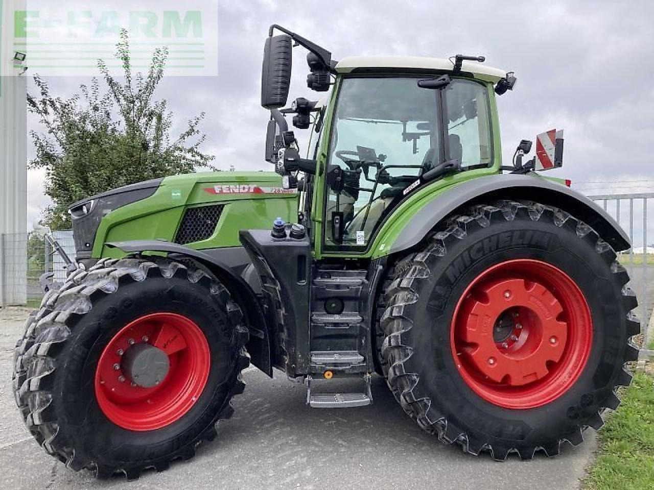 Fendt 728 vario gen7 profi plus ProfiPlus - Traktor: das Bild 2 Fendt 728 vario gen7 profi plus ProfiPlus - Traktor: das Bild 2
