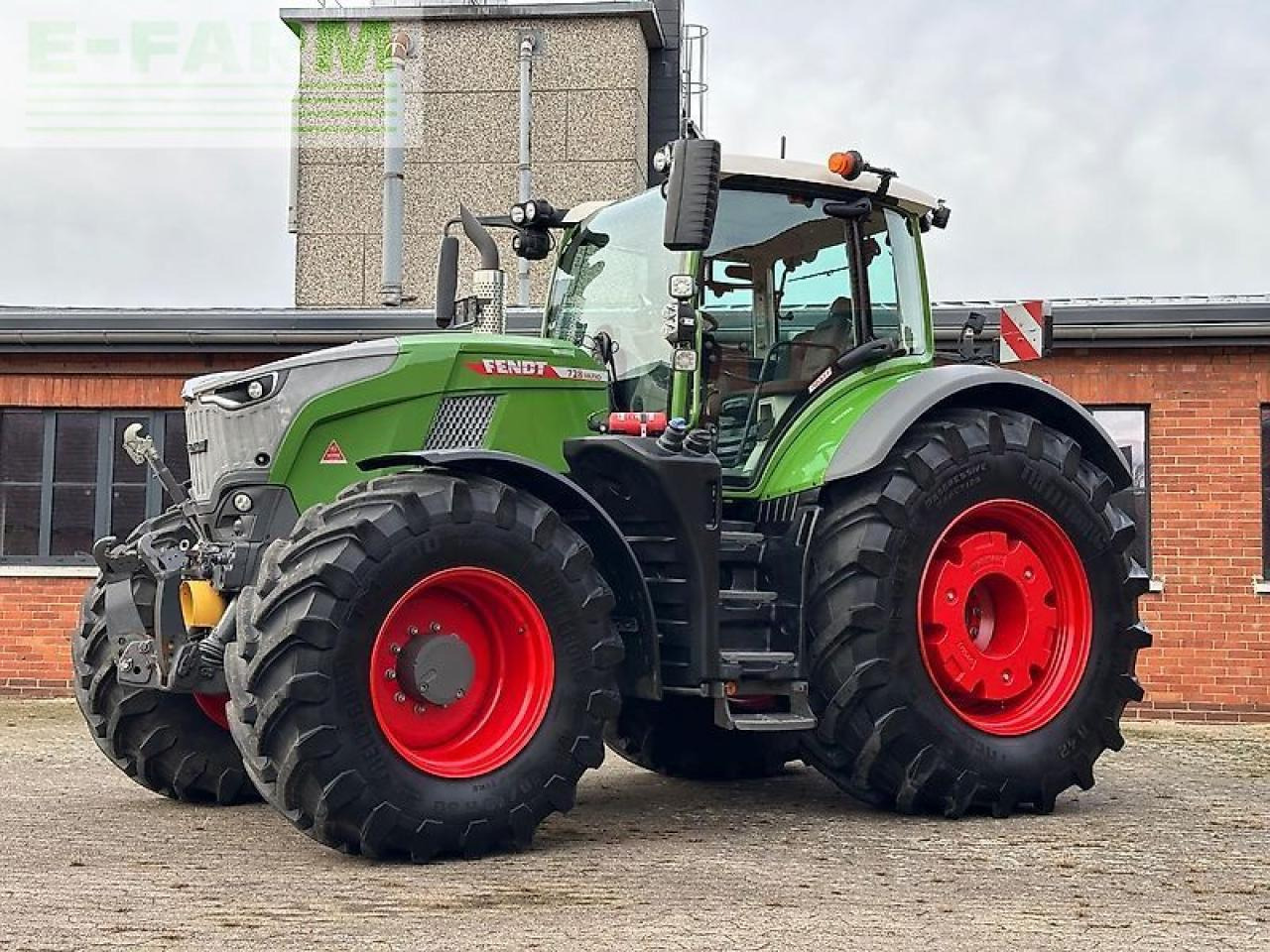 Fendt 728 vario gen7 profi+ setting2 *vollausstattung* ProfiPlus - Traktor: das Bild 2 Fendt 728 vario gen7 profi+ setting2 *vollausstattung* ProfiPlus - Traktor: das Bild 2