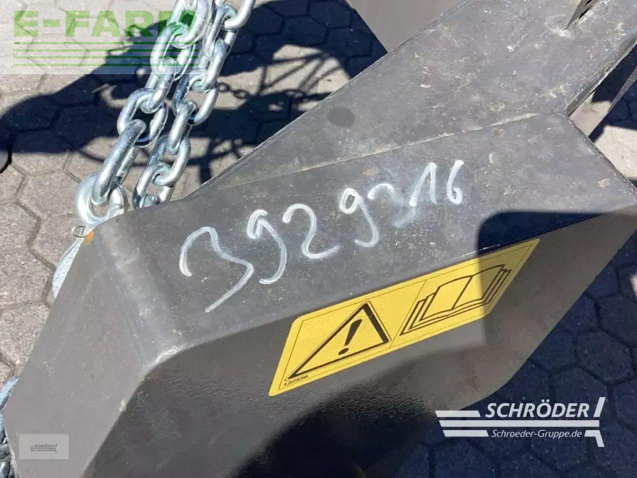 Fendt lotus 1250 t - Heuwender/ Wenderechen: das Bild 3 Fendt lotus 1250 t - Heuwender/ Wenderechen: das Bild 3