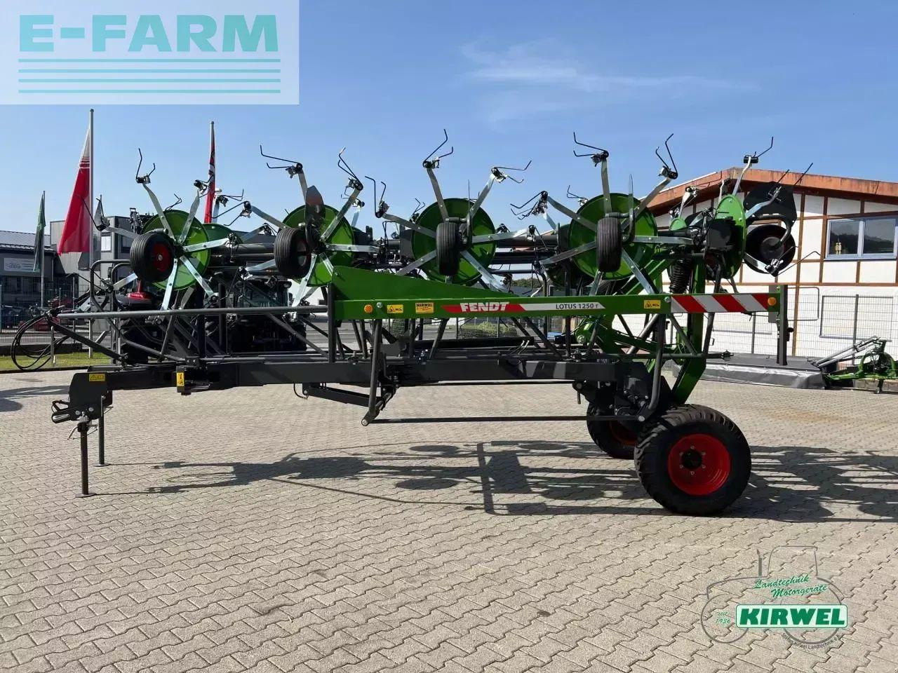 Fendt lotus 1250 t - Heuwender/ Wenderechen: das Bild 5 Fendt lotus 1250 t - Heuwender/ Wenderechen: das Bild 5