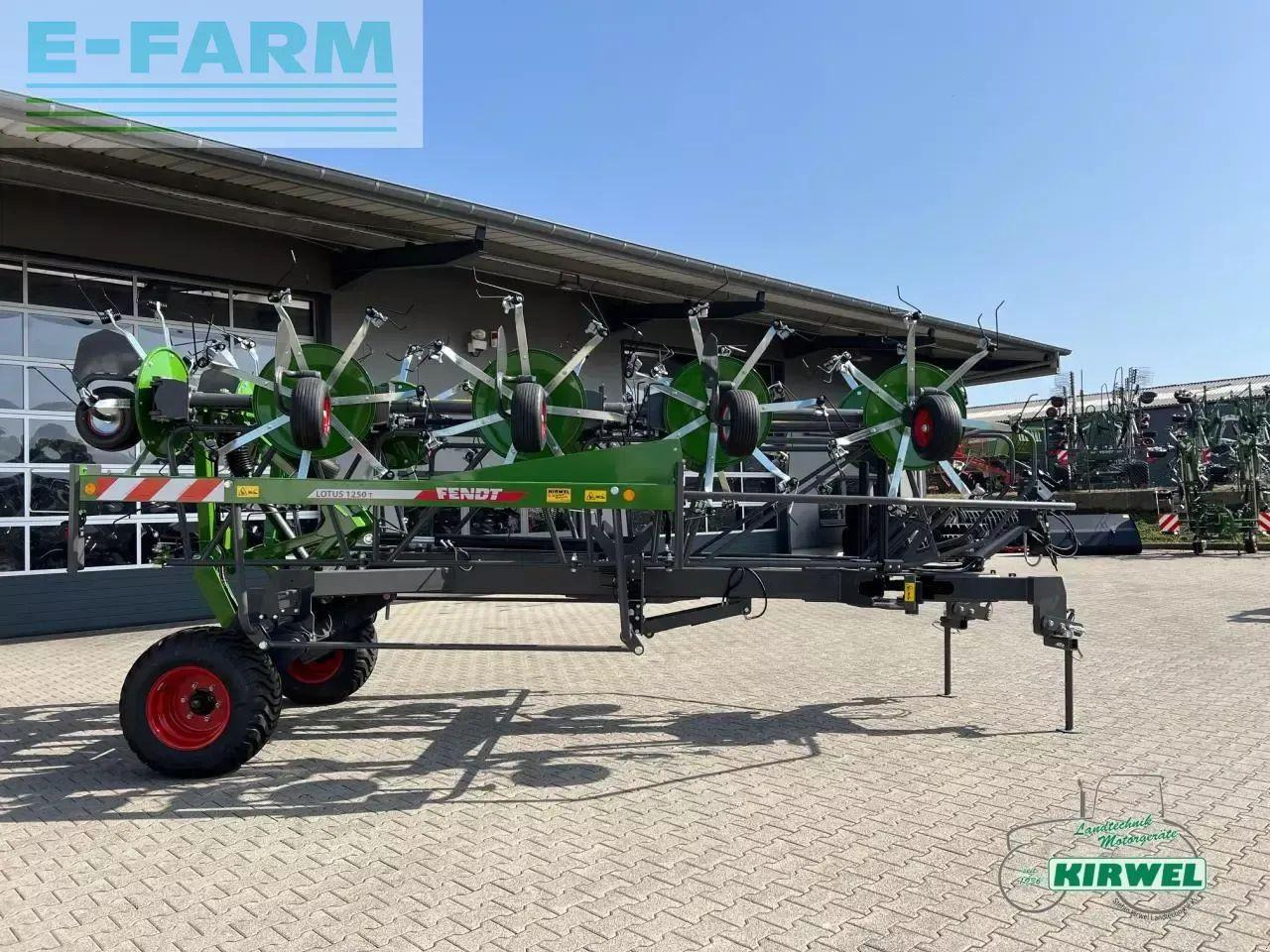 Fendt lotus 1250 t - Heuwender/ Wenderechen: das Bild 4 Fendt lotus 1250 t - Heuwender/ Wenderechen: das Bild 4