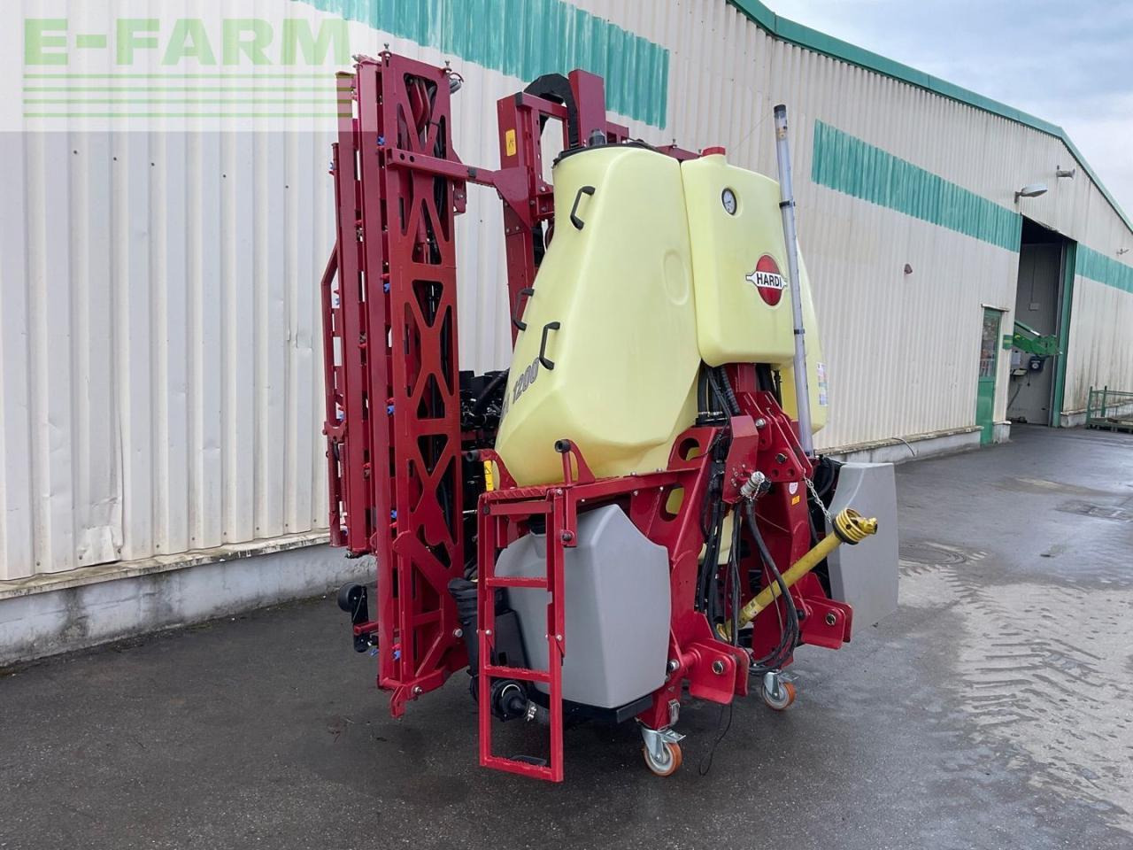 Hardi MEGA 1200 - Anhängespritze: das Bild 4 Hardi MEGA 1200 - Anhängespritze: das Bild 4