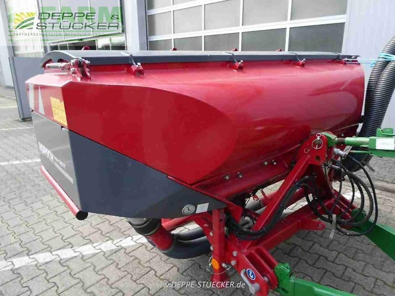 Horsch taro 6 sl mit fronttank partner 1600ft - Sämaschine: das Bild 3 Horsch taro 6 sl mit fronttank partner 1600ft - Sämaschine: das Bild 3