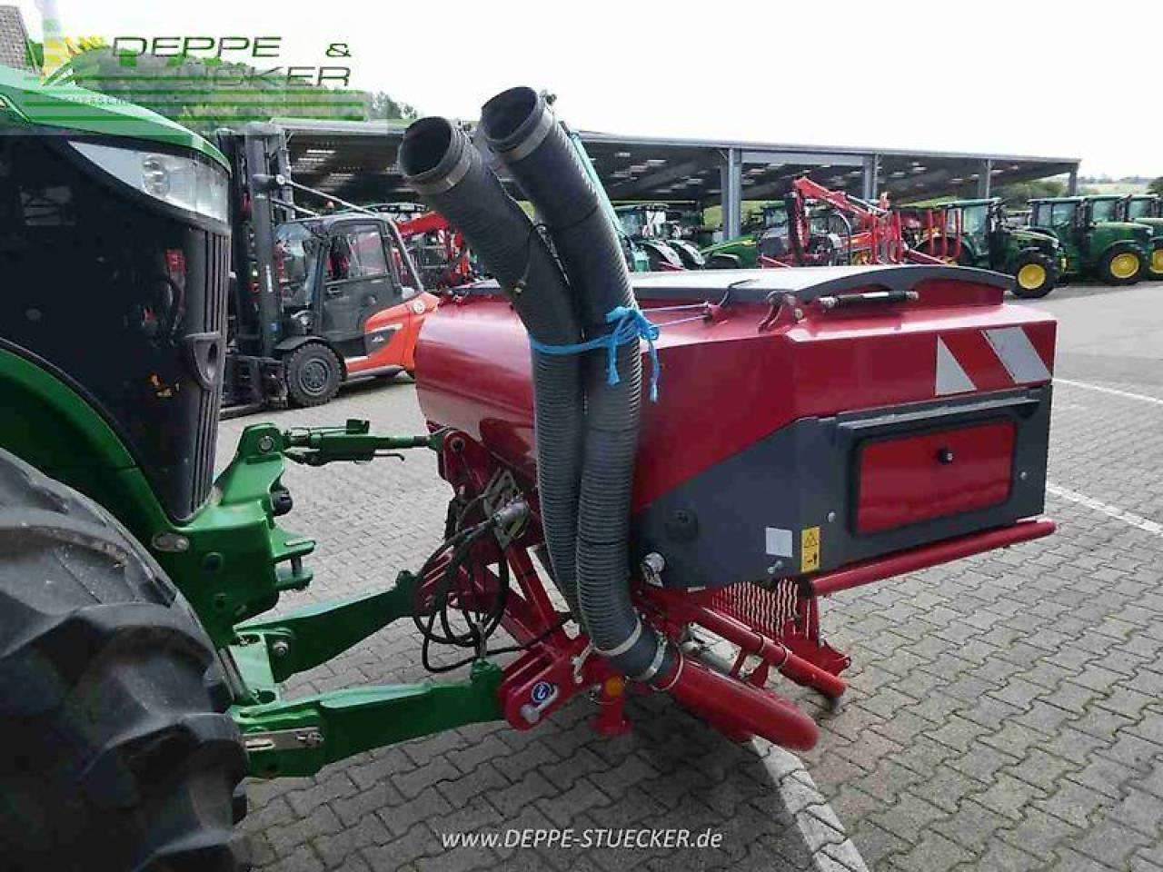Horsch taro 6 sl mit fronttank partner 1600ft - Sämaschine: das Bild 5 Horsch taro 6 sl mit fronttank partner 1600ft - Sämaschine: das Bild 5