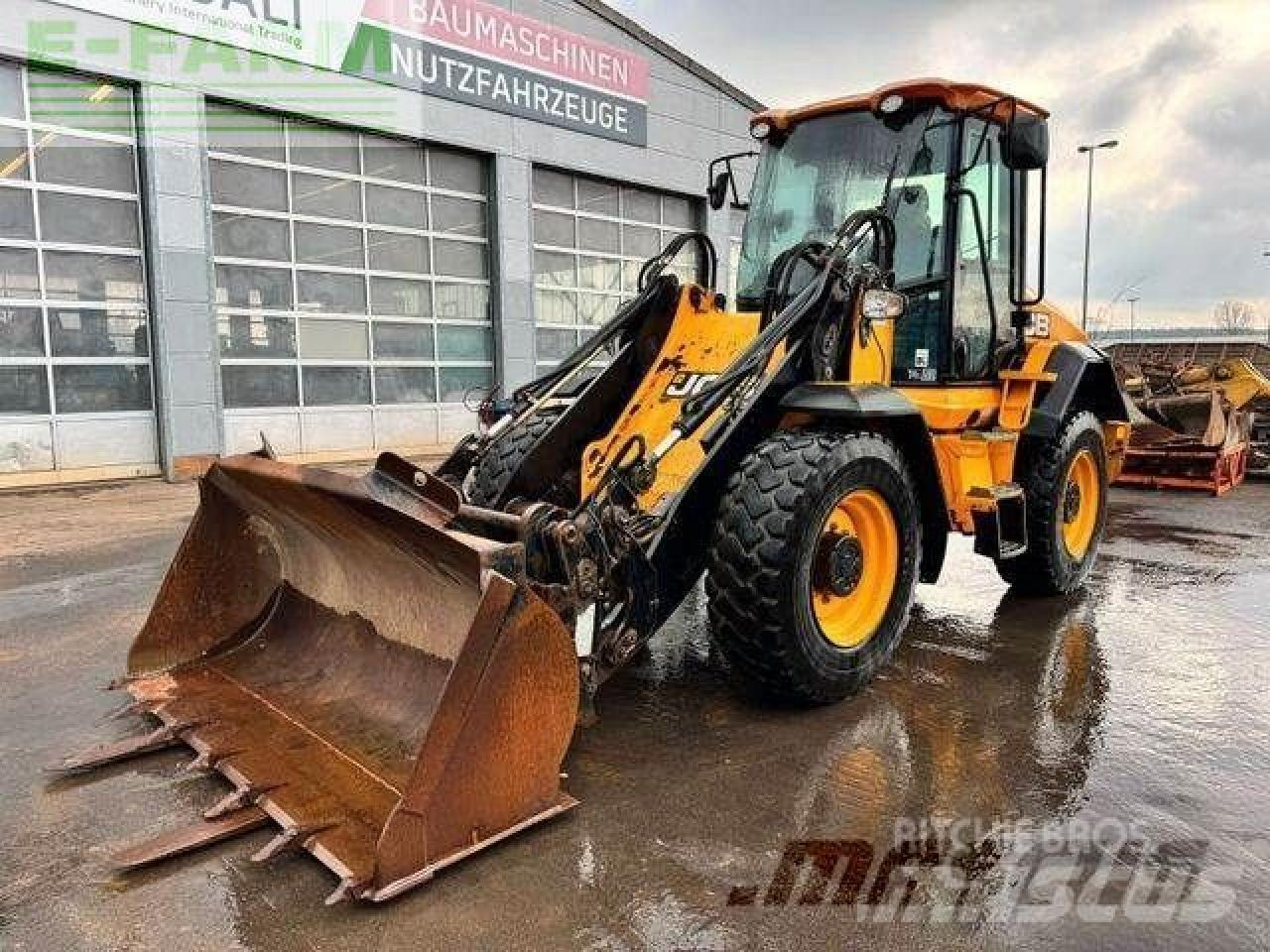 JCB 411 t4 **bj. 2015 *7048h/sw/gabel - Minibagger: das Bild 2 JCB 411 t4 **bj. 2015 *7048h/sw/gabel - Minibagger: das Bild 2