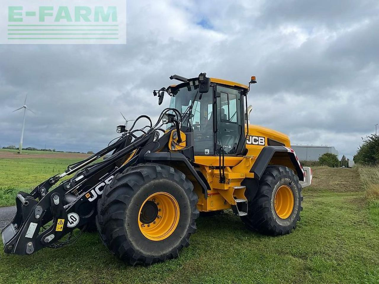 JCB 427 agri - Minibagger: das Bild 1 JCB 427 agri - Minibagger: das Bild 1