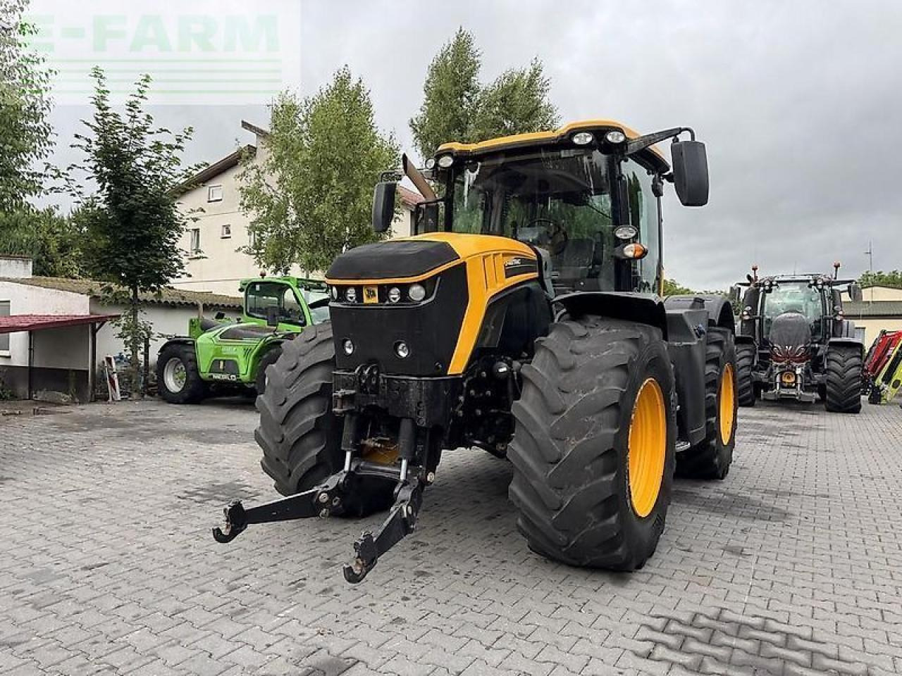 JCB fastrac 4220 - Traktor: das Bild 2 JCB fastrac 4220 - Traktor: das Bild 2