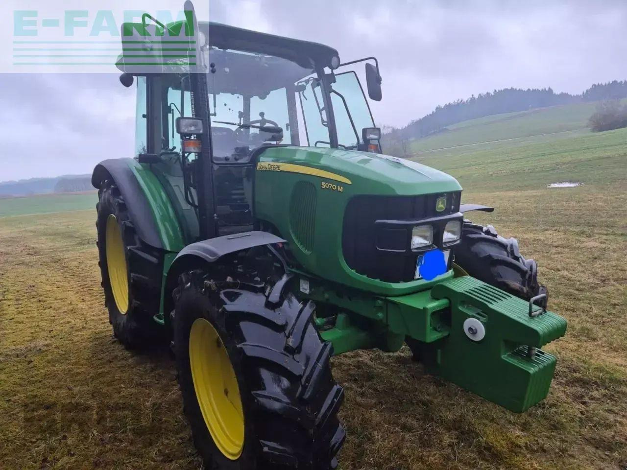 John Deere 5070 m - Traktor: das Bild 3 John Deere 5070 m - Traktor: das Bild 3