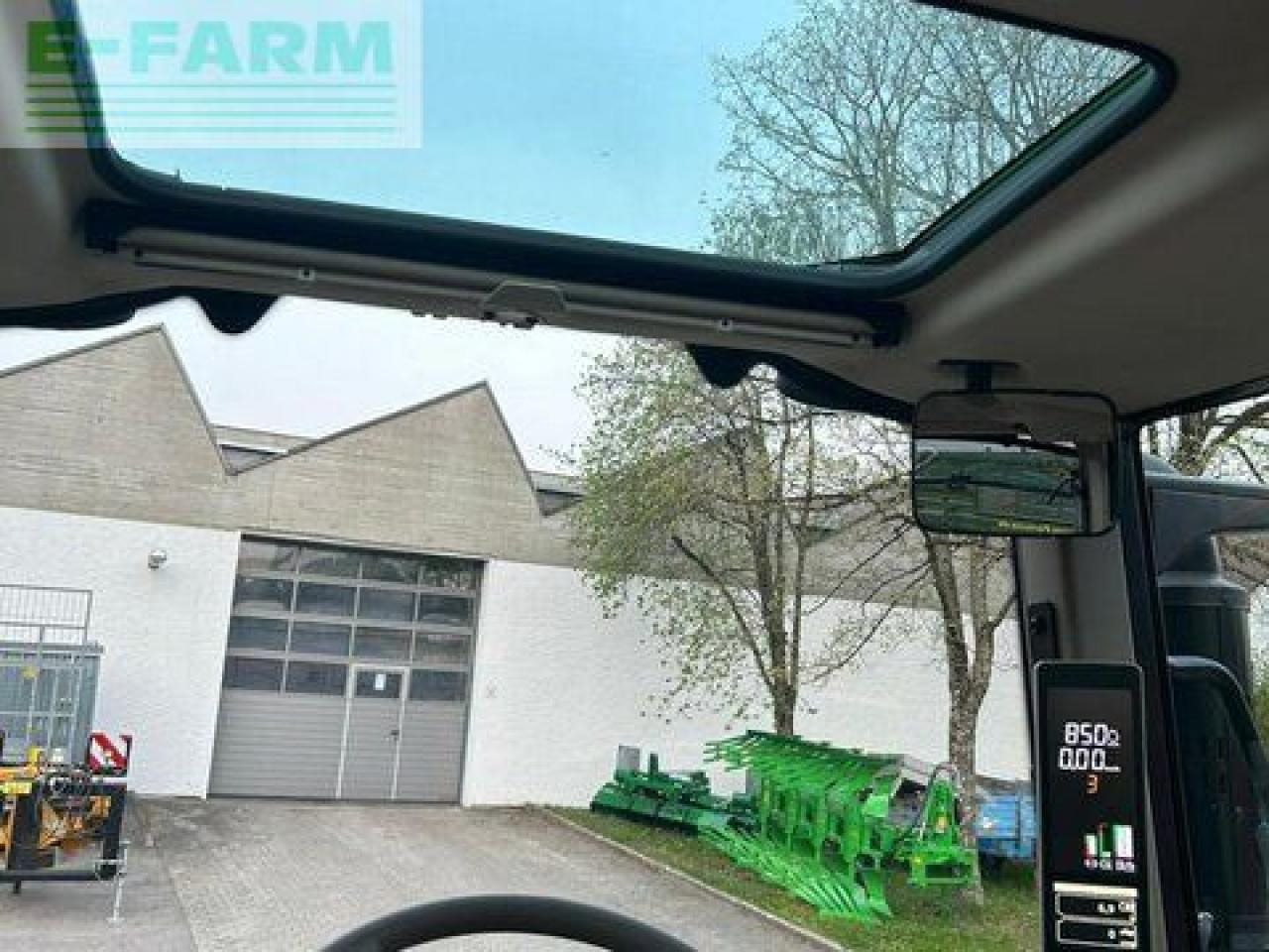 John Deere 6090m - Traktor: das Bild 5 John Deere 6090m - Traktor: das Bild 5