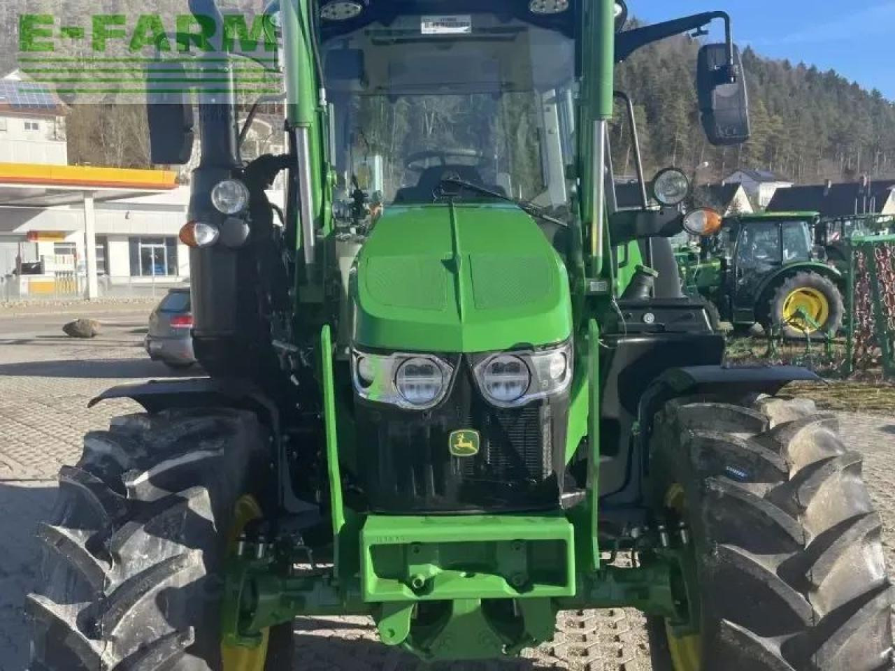 John Deere 6100m - Traktor: das Bild 2 John Deere 6100m - Traktor: das Bild 2
