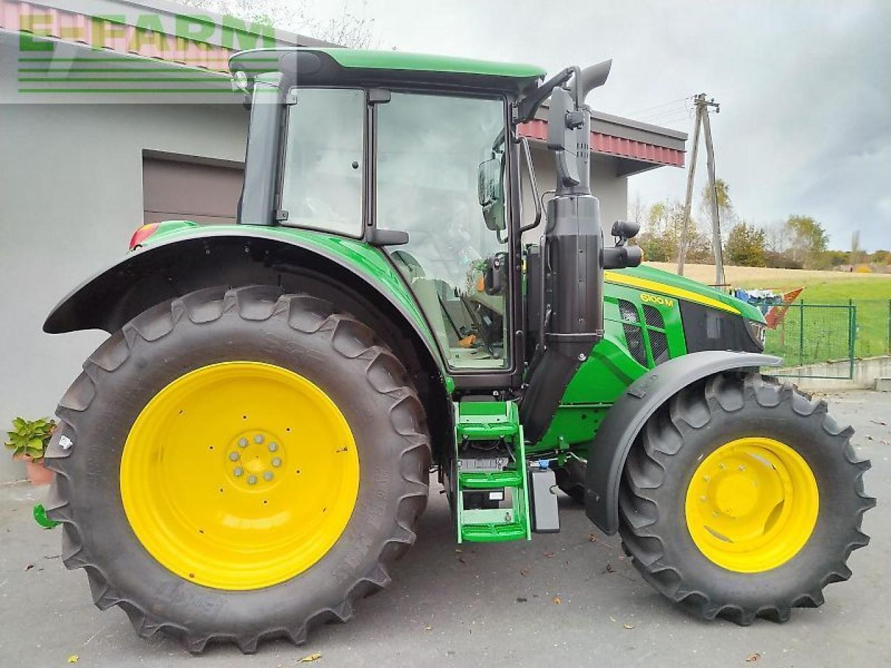 John Deere 6100m - Traktor: das Bild 5 John Deere 6100m - Traktor: das Bild 5