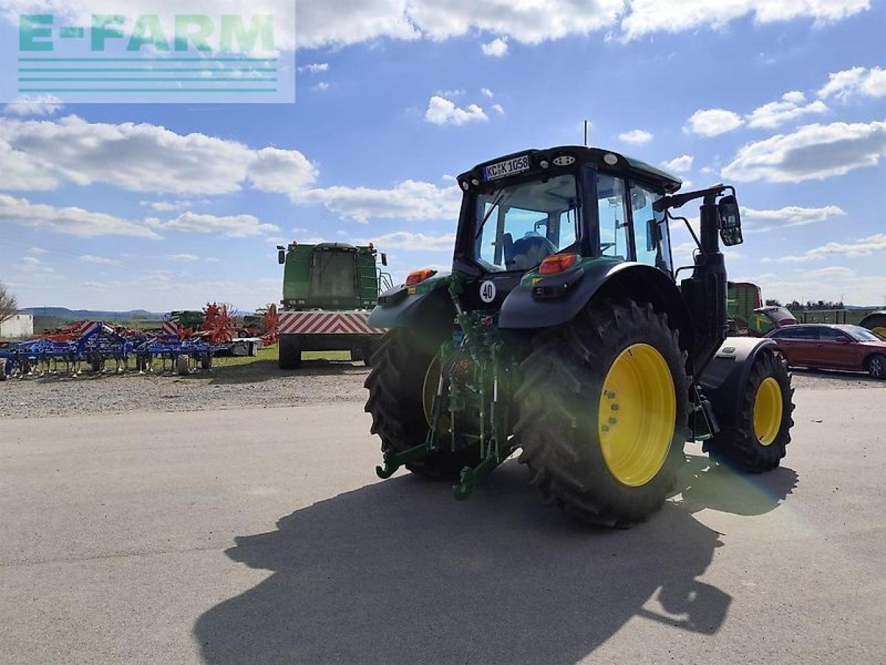 John Deere 6100m - Traktor: das Bild 4 John Deere 6100m - Traktor: das Bild 4